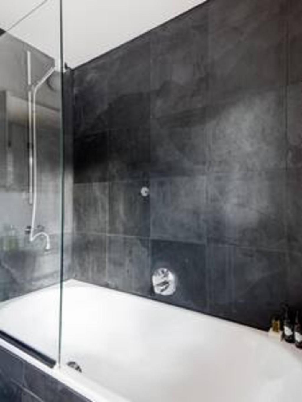 Apartment Experience In Amazing Reconverted Gin House