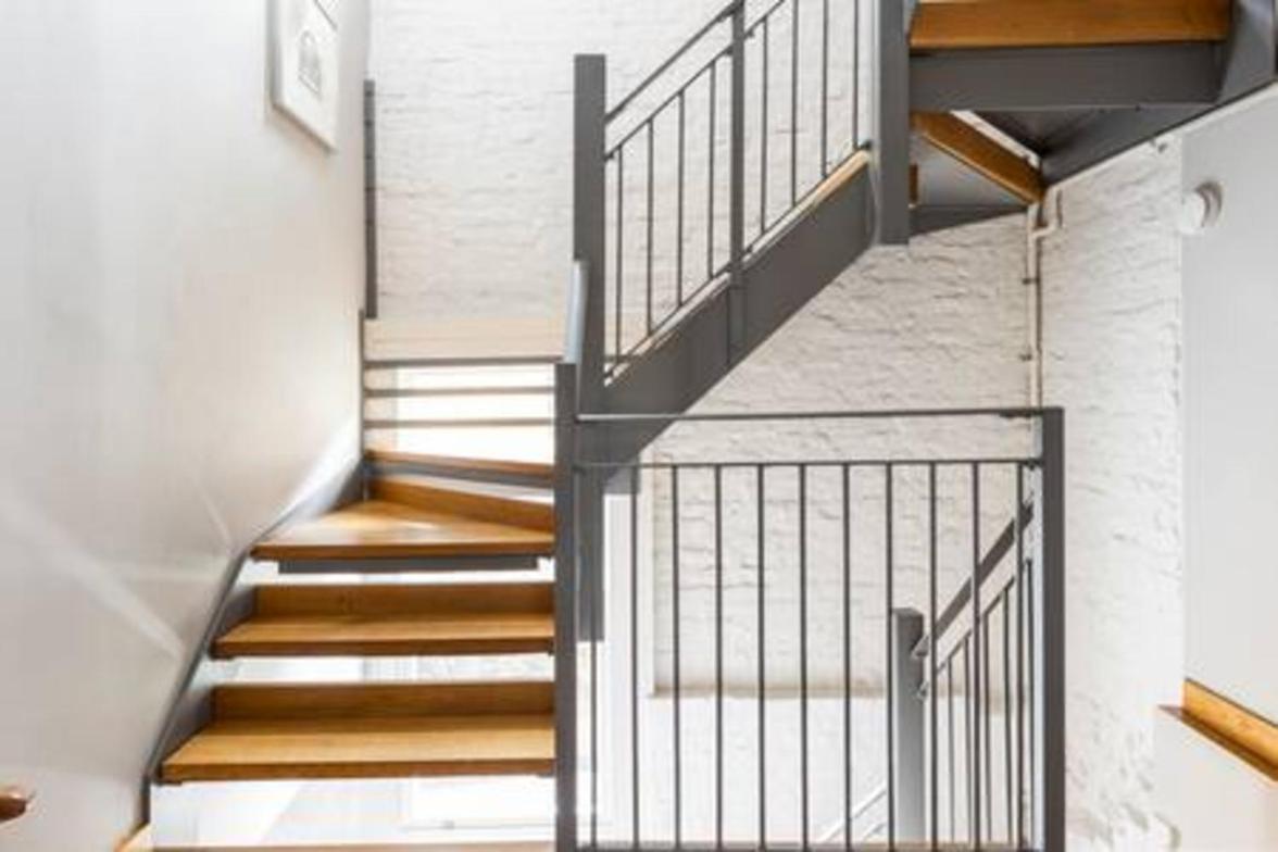 Apartment Experience In Amazing Reconverted Gin House *
