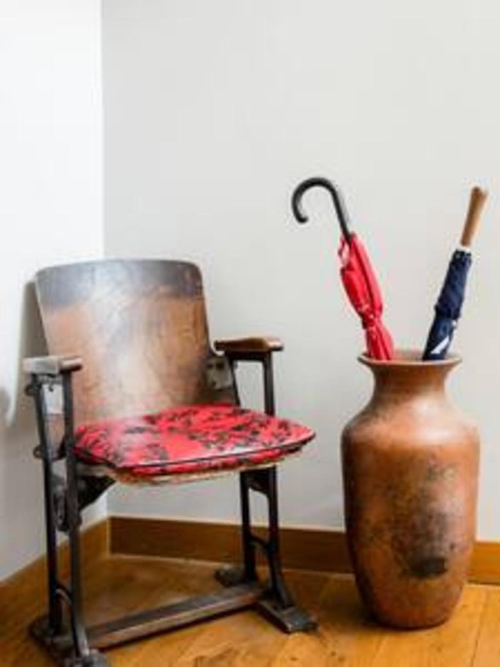 Apartment Experience In Amazing Reconverted Gin House