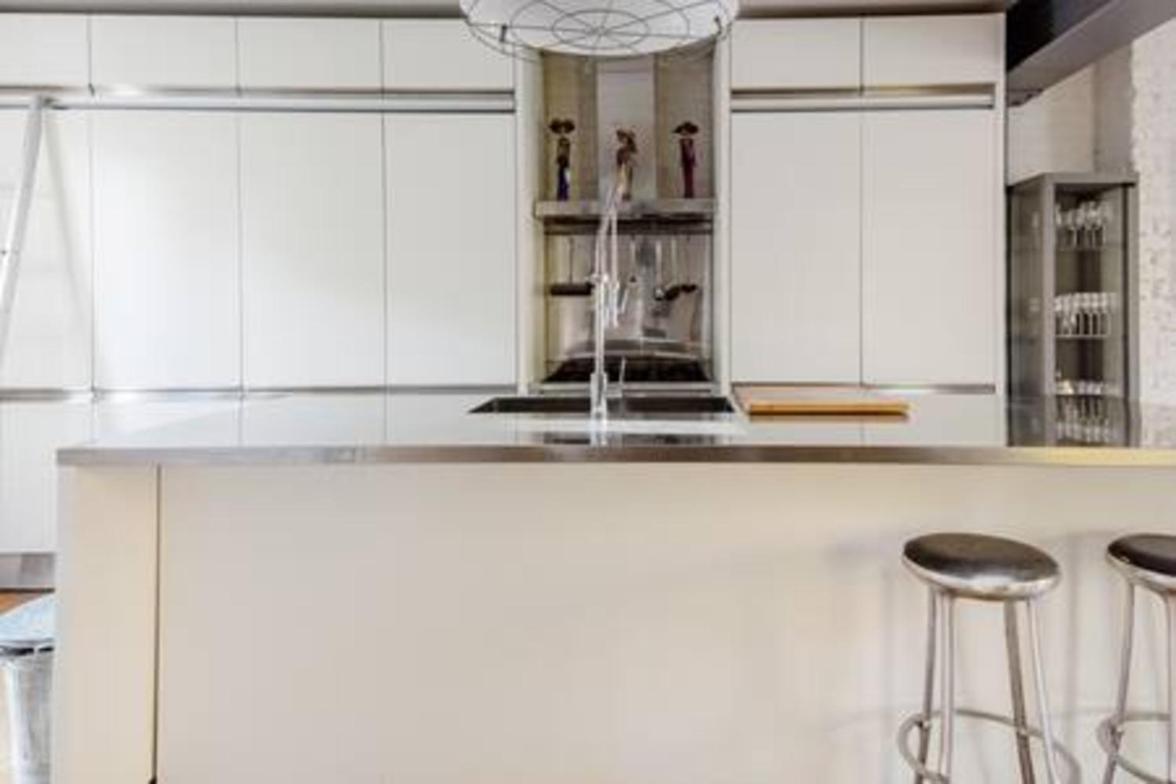 Apartment Experience In Amazing Reconverted Gin House London