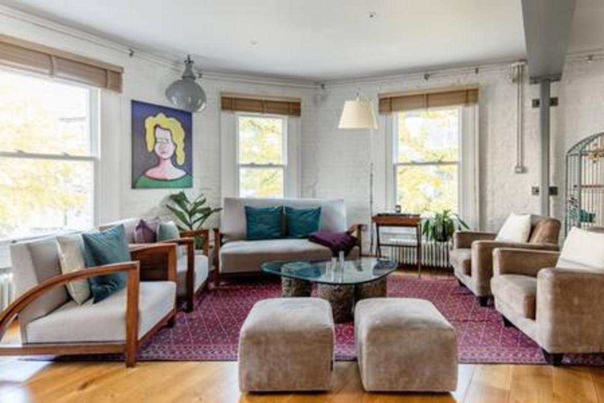 Experience In Amazing Reconverted Gin House