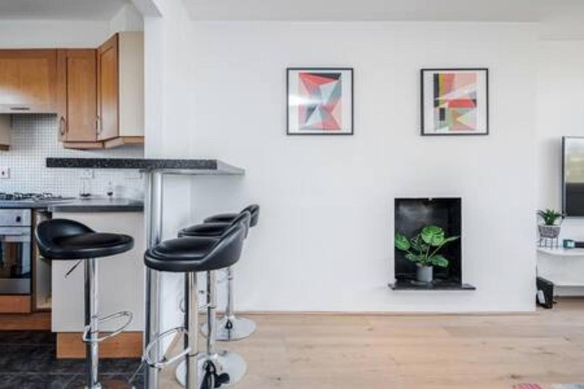 Apartment Spacious 2bed In Location Holland Park-n Hill London