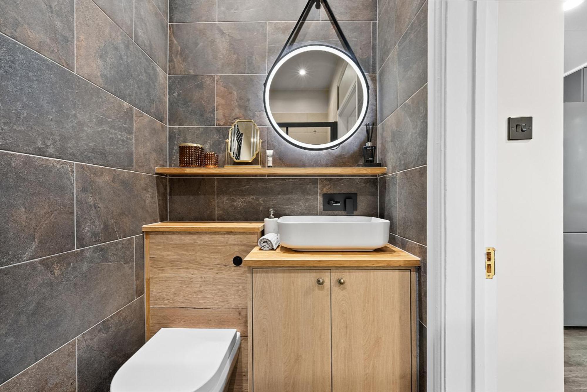 Vichy - The Hampstead Star | Prime Location London