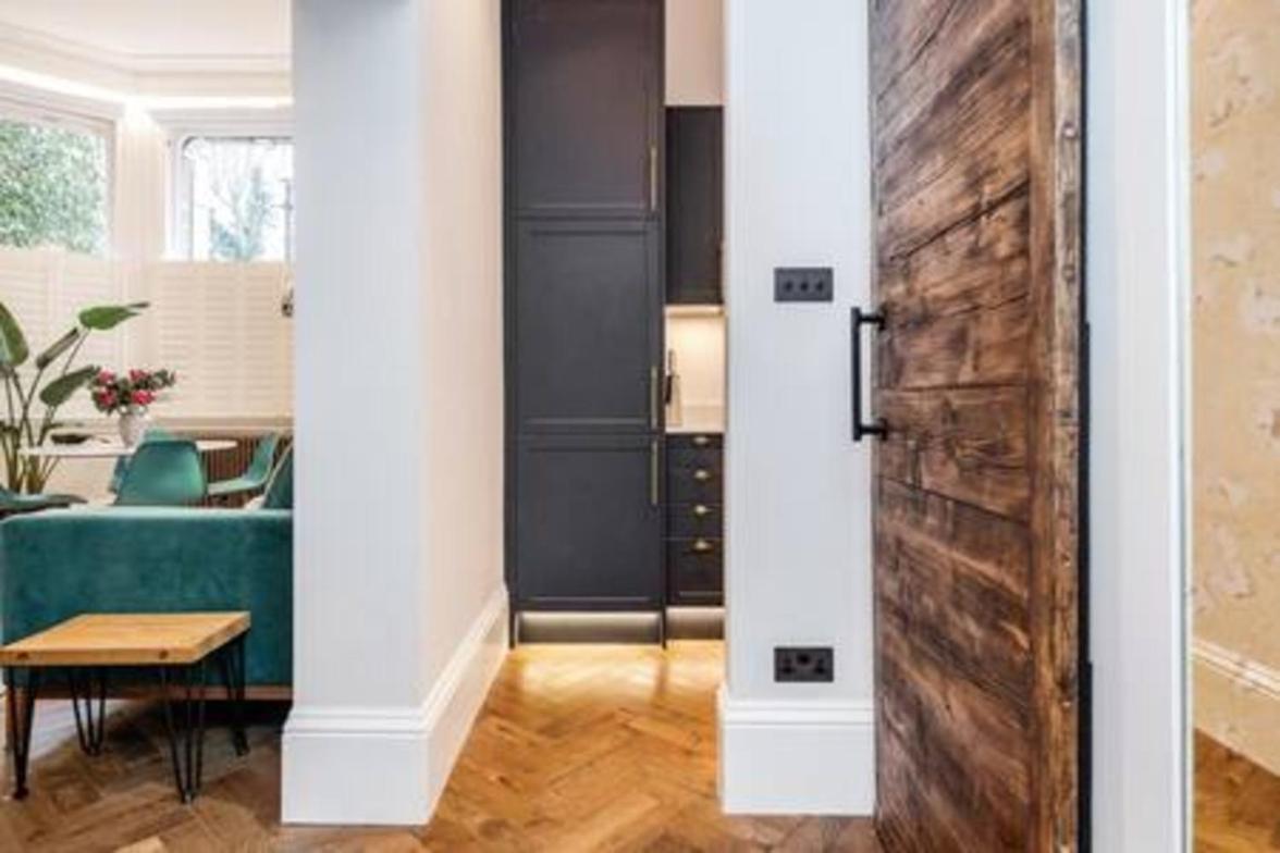 Modern Spacious In Chelsea By Kings Road * London