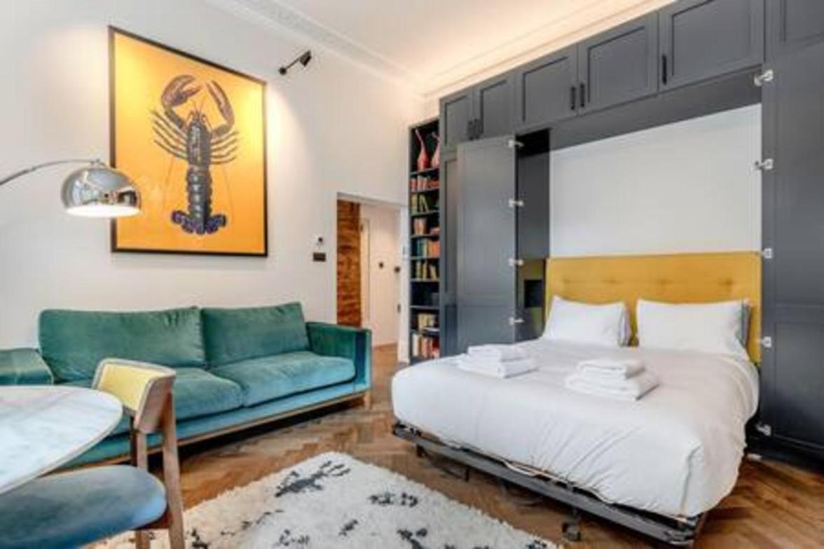 Modern Spacious In Chelsea By Kings Road