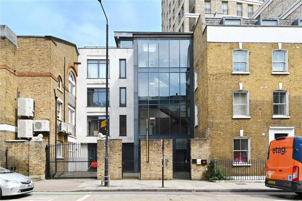 Stylish 2-bed Flat Next To Tower Of * London