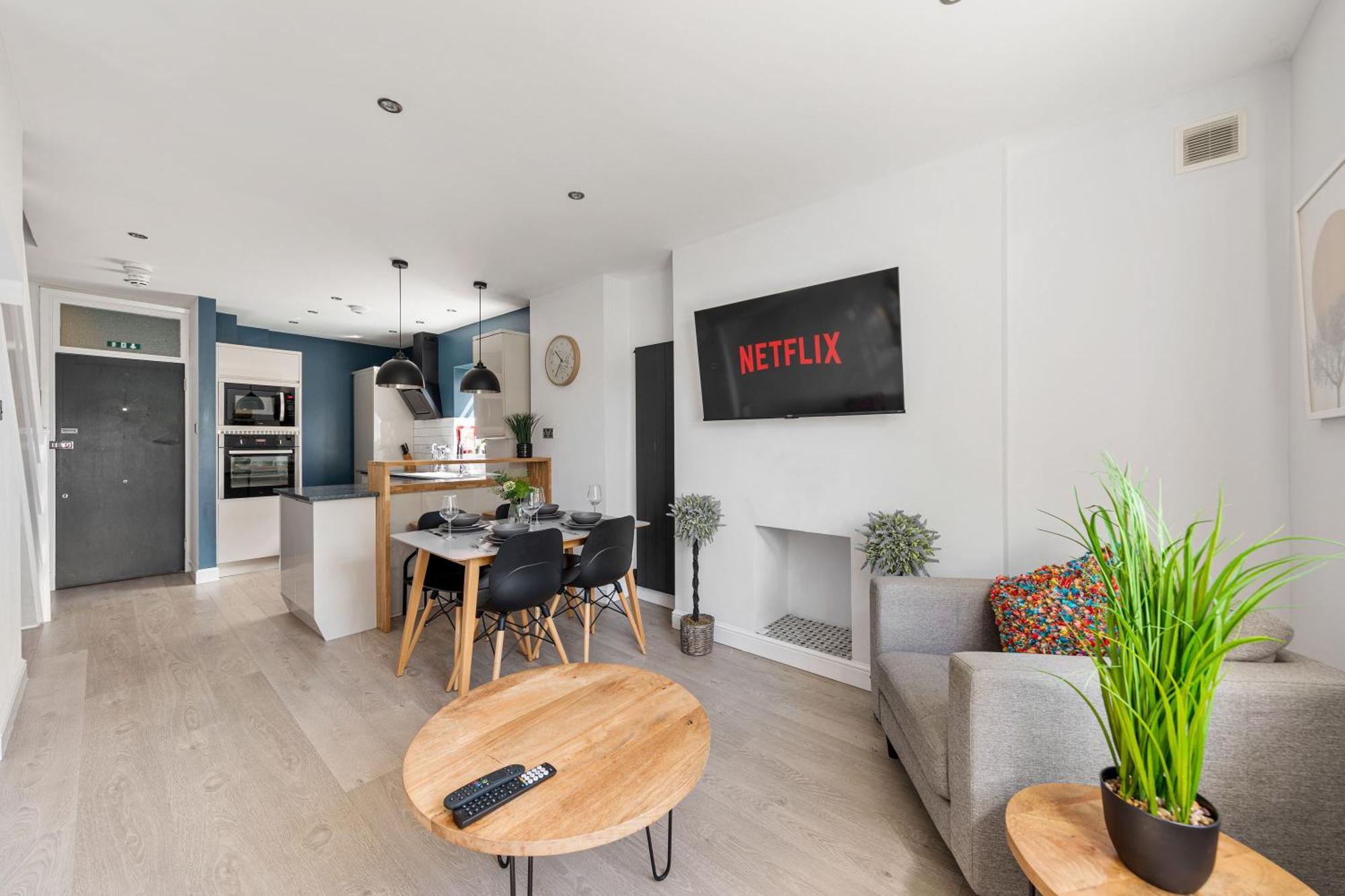 Apartment 2bed1bath Modern Duplex Next To Queens Park Station