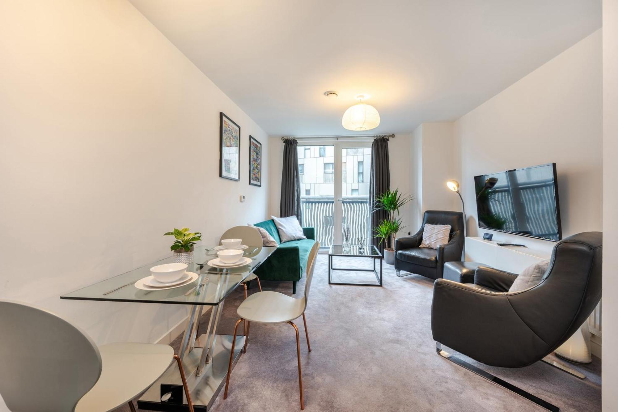 Stylish By Chelsea-victoria-pimlico London
