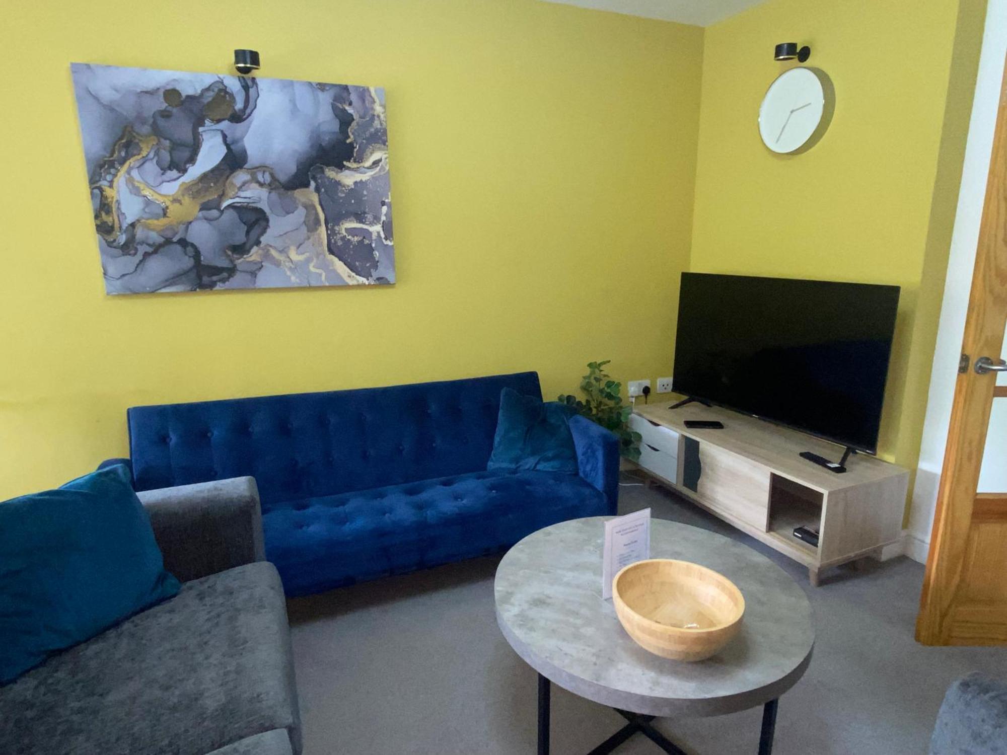 Apartment Family-friendly 2-bed, 2-bath Xmas - Book Now! London