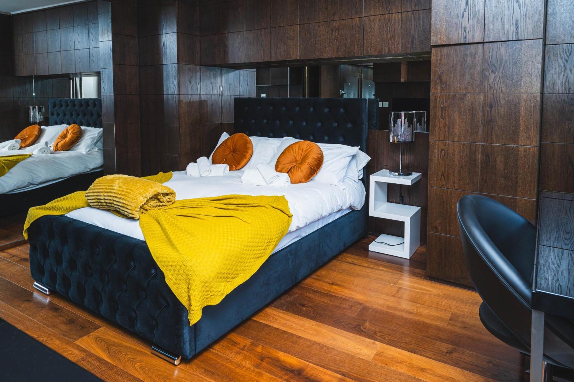 Luxury Flat Victoria Sw1 * London