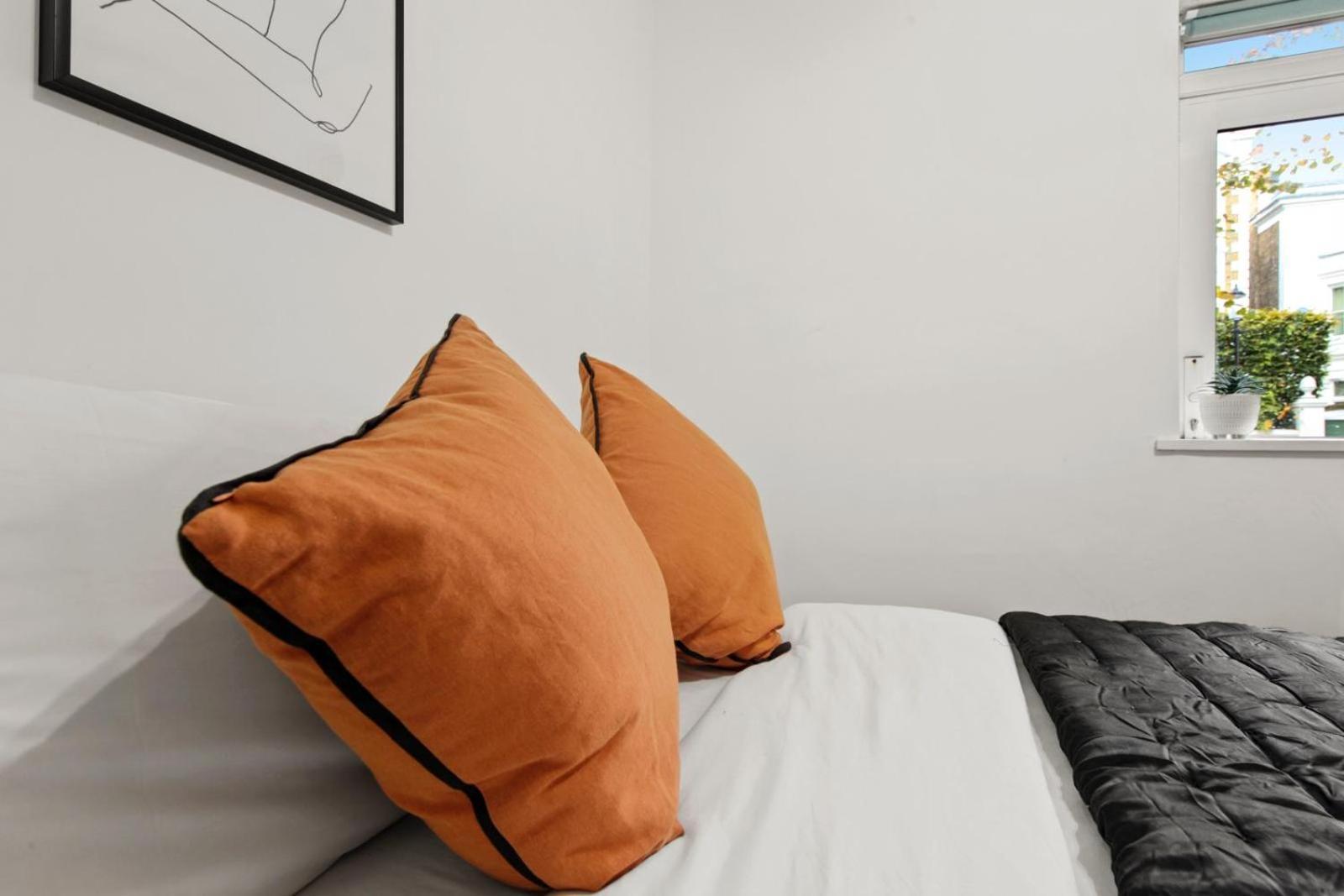 Kensington High Street Hububb Homestay