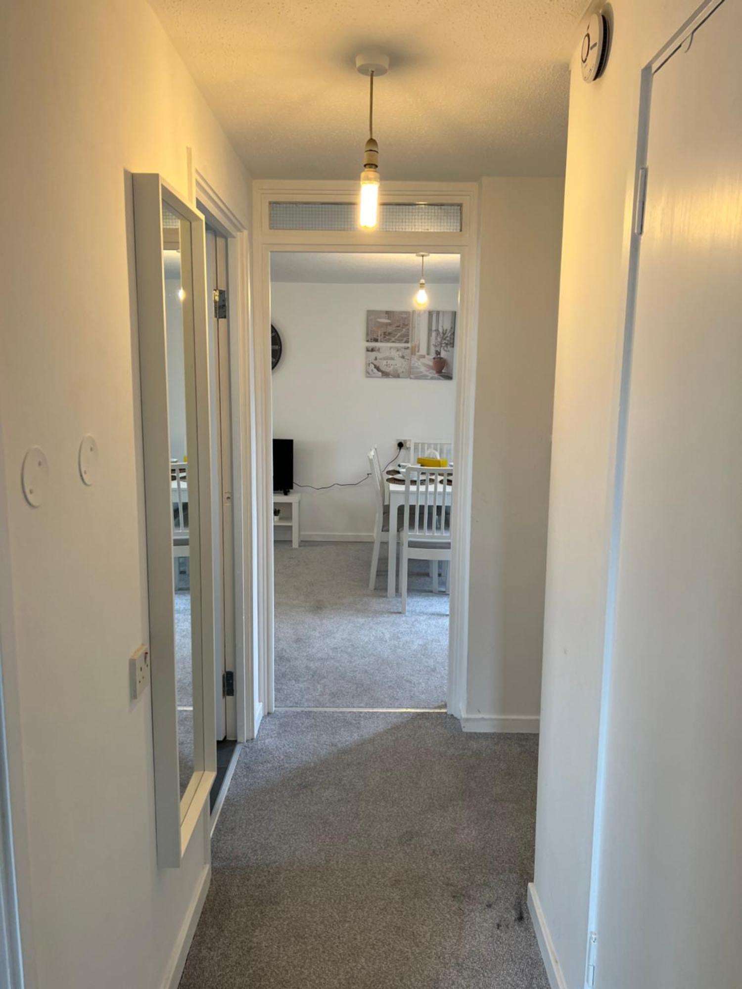 Lovely Entire Flat With Private Balcony In Euston-central Apartamento