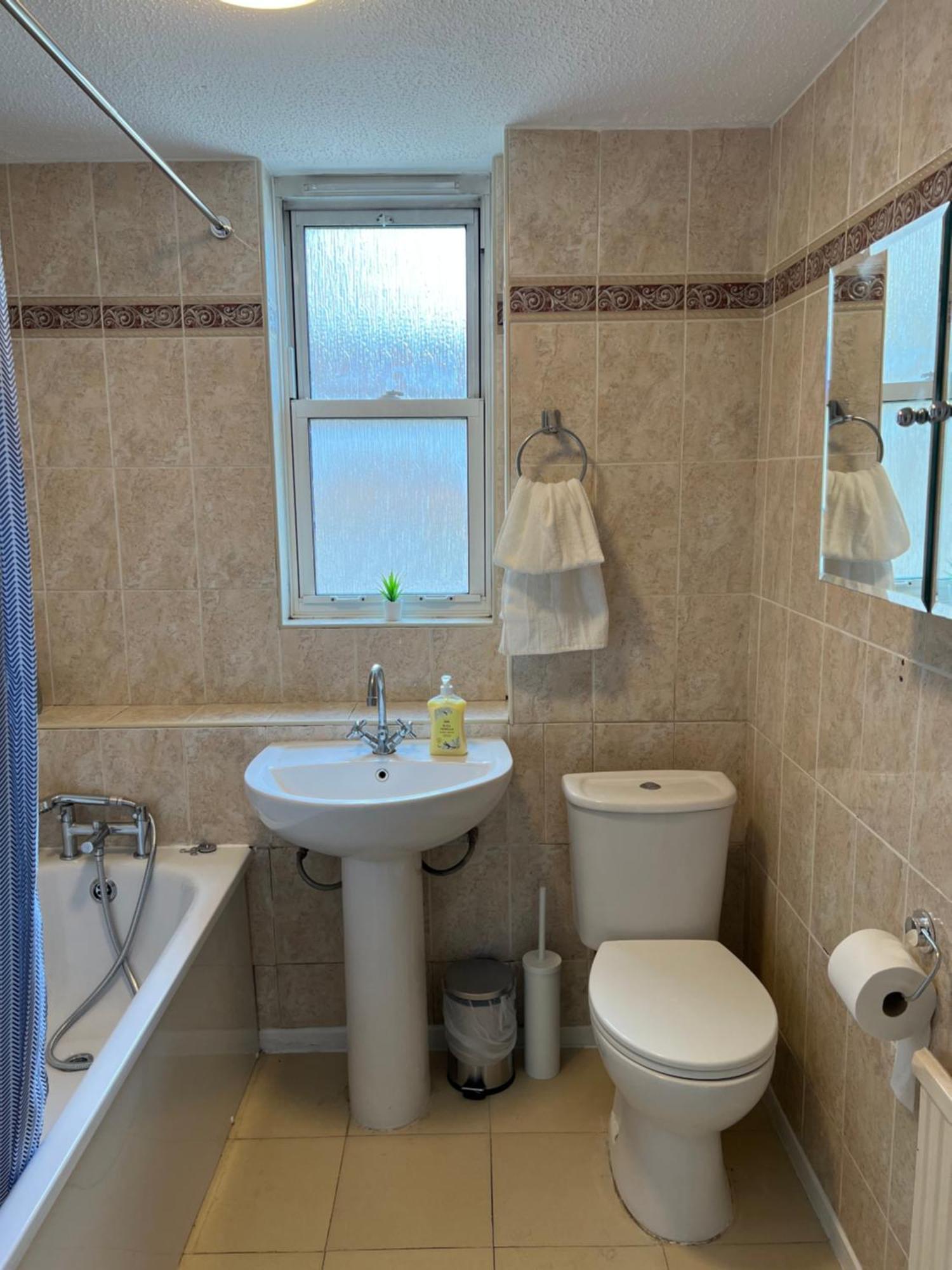 Apartamento Lovely Entire Flat With Private Balcony In Euston-central