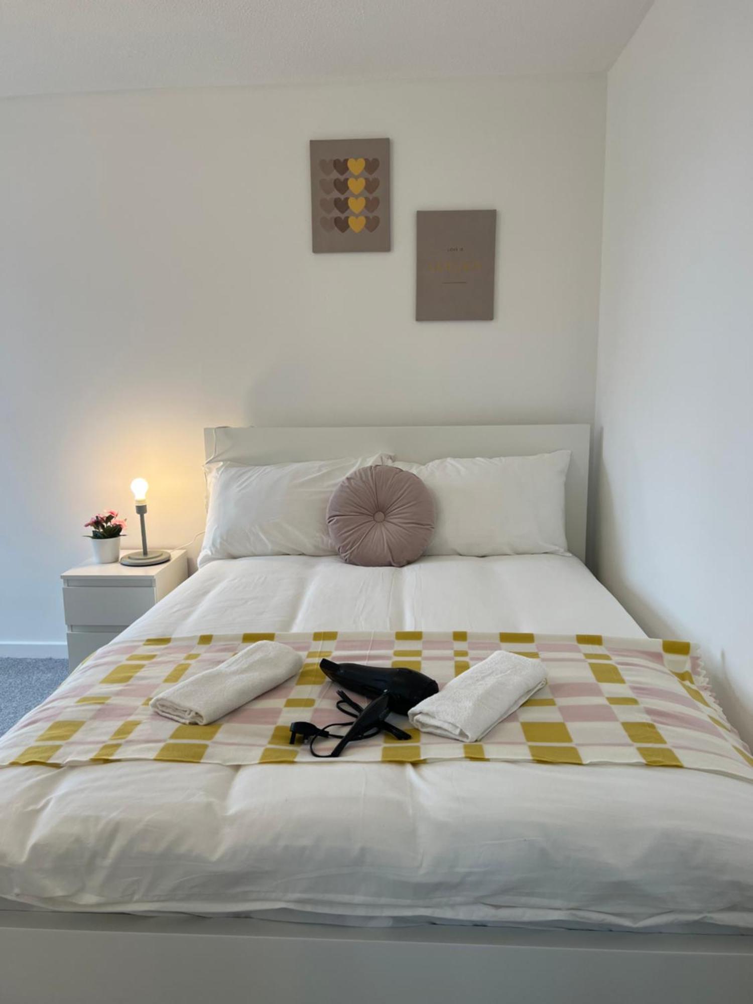 Apartamento Lovely Entire Flat With Private Balcony In Euston-central *