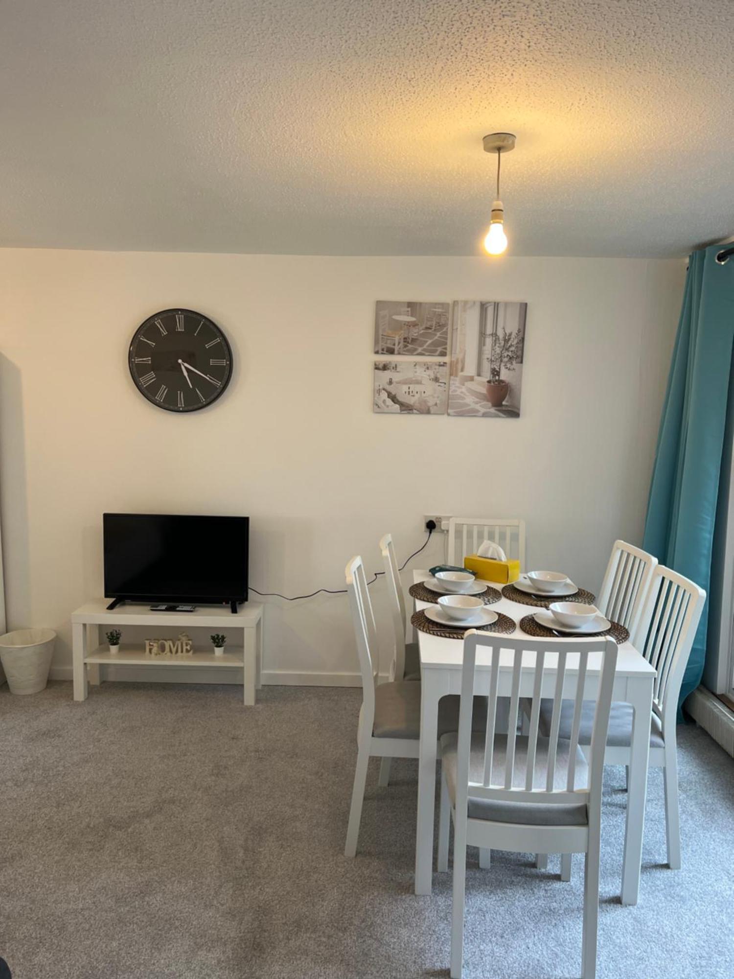 Lovely Entire Flat With Private Balcony In Euston-central Apartamento *