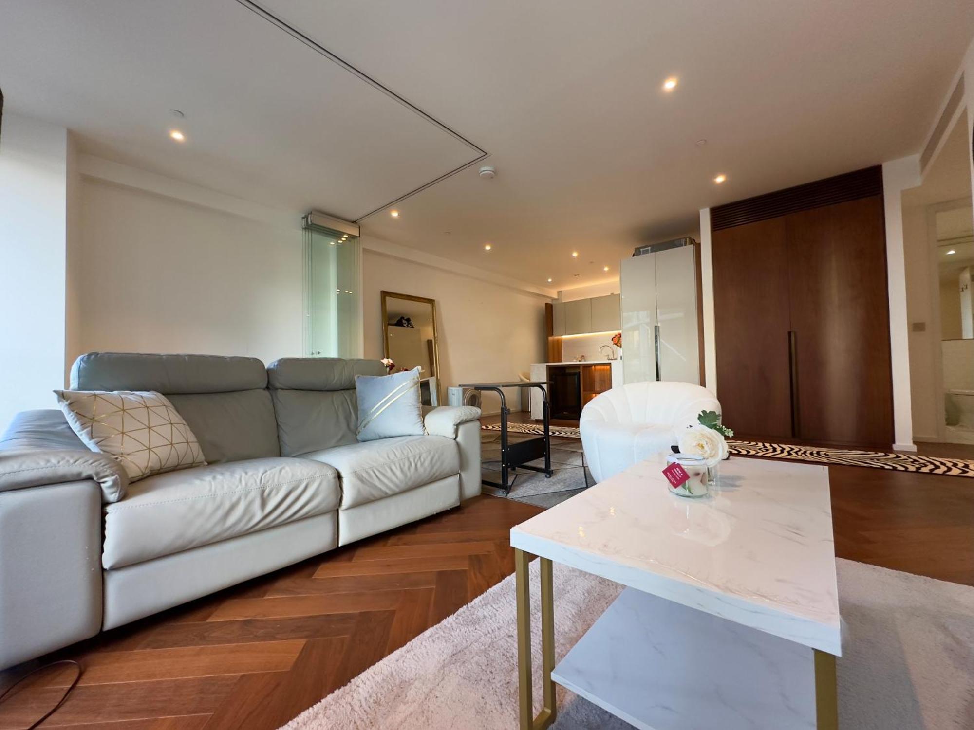 Lavish Penthouse River View Fast Wifi - Luxurylondonstays London