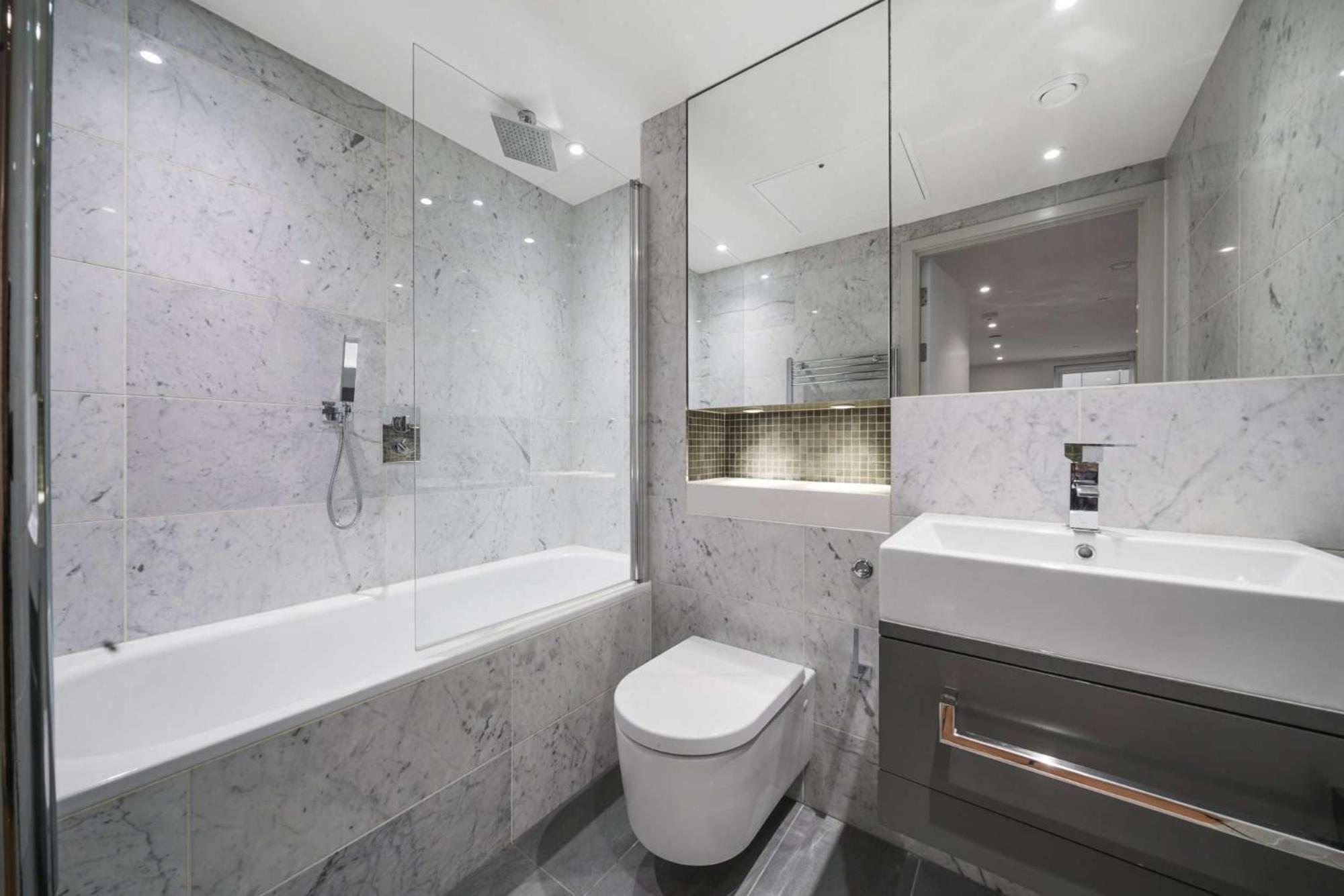 Luxury Modern Flat In * London