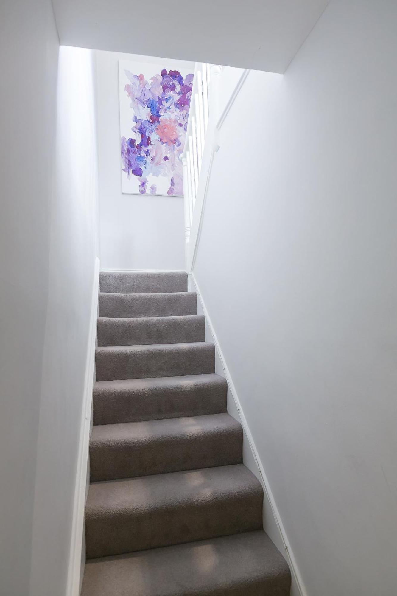 Beautiful Centrally Located Large Studio * London
