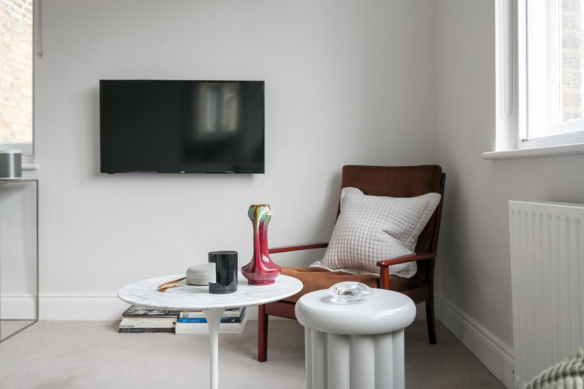 Apartment Beautiful Centrally Located Large Studio London