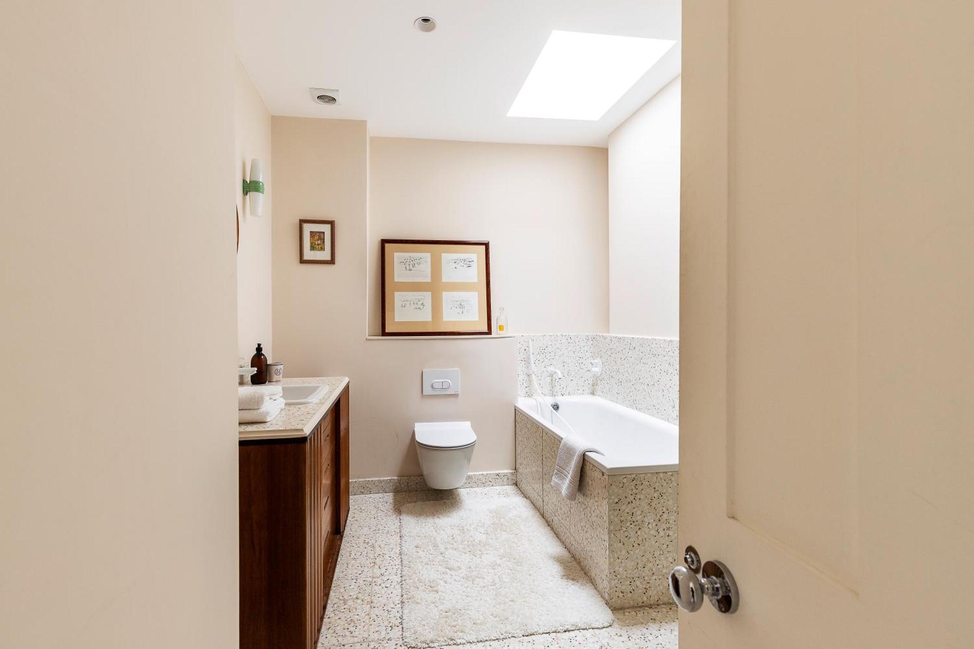 Charming Kentish Town Flat *