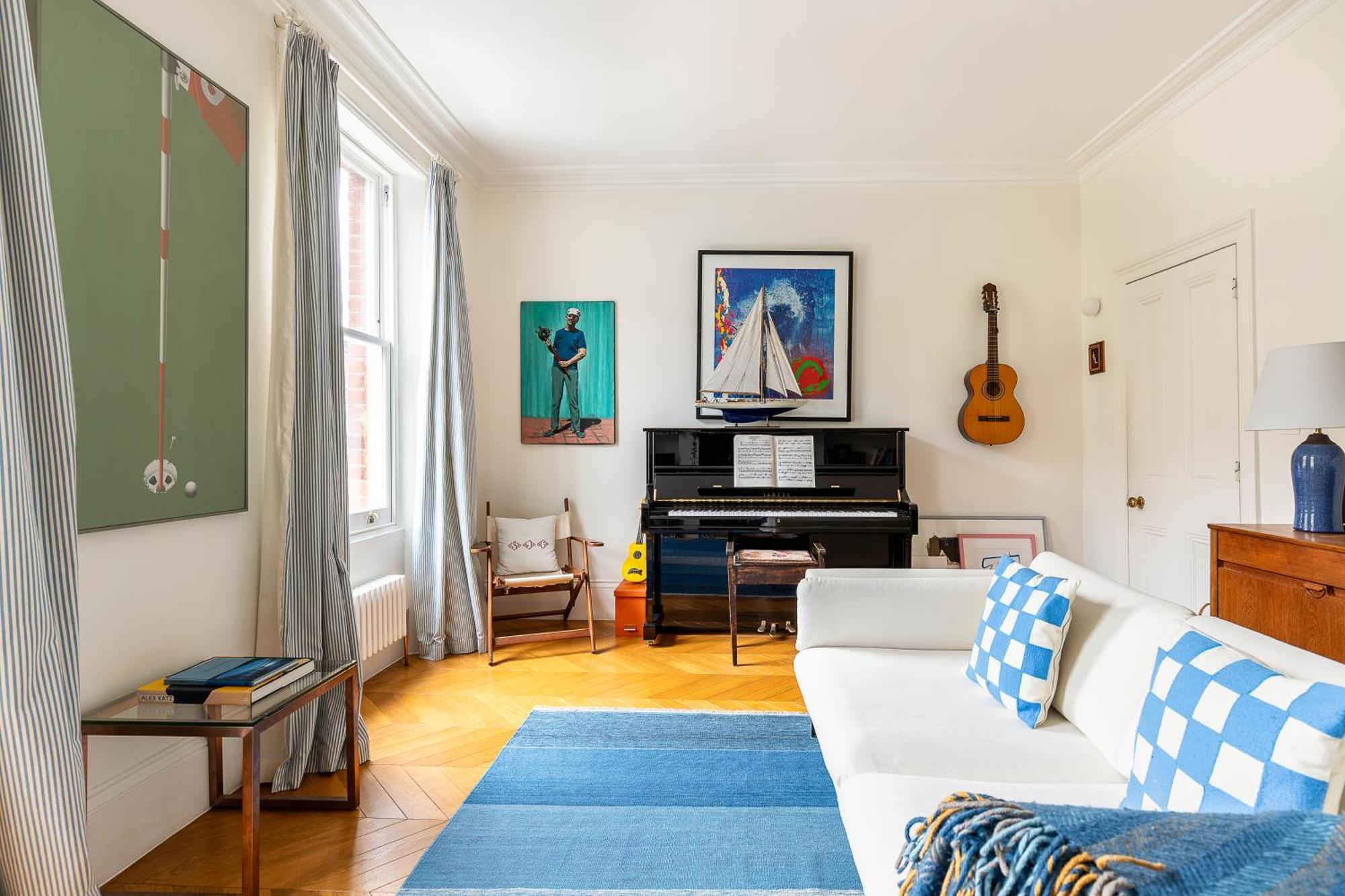 Charming Kentish Town Flat London