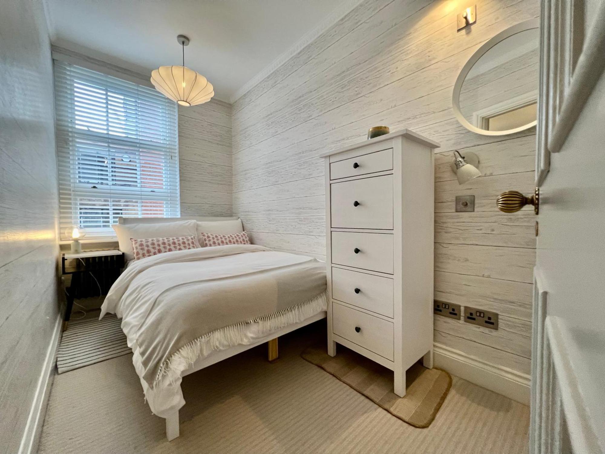 Lovely 2 Bed In Shoreditch On Quiet Side Street