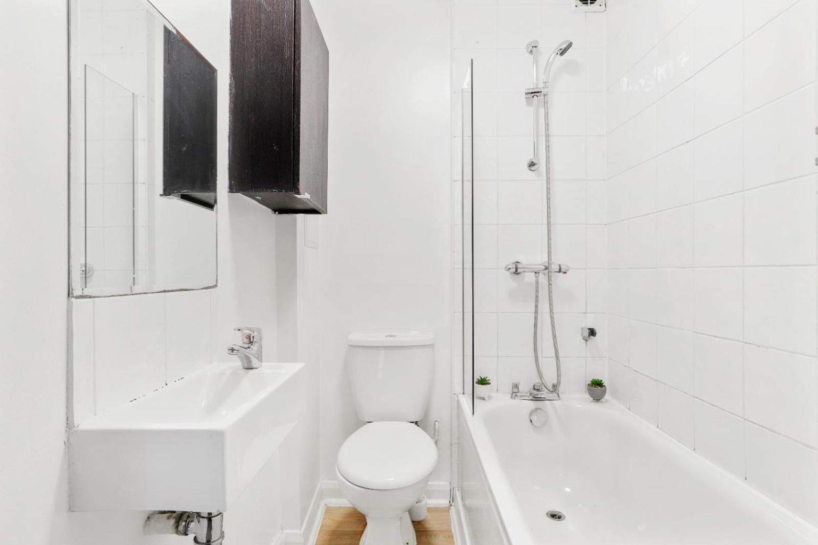 Kensington High Street Hububb Homestay London