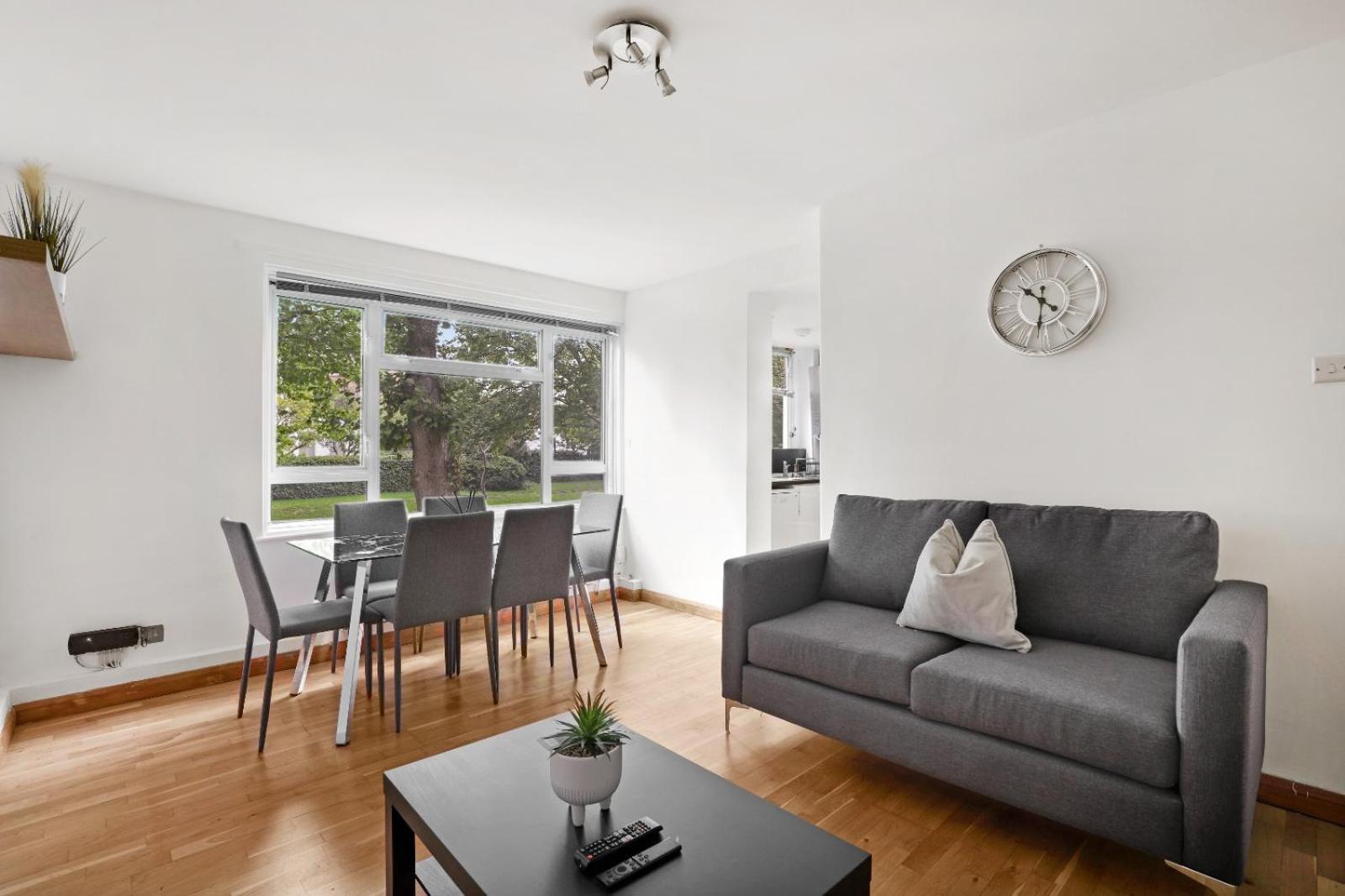 Homestay Kensington High Street Hububb