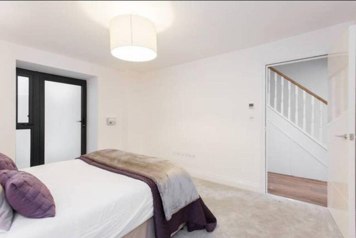 Large Three Bed Duplex Camden * London