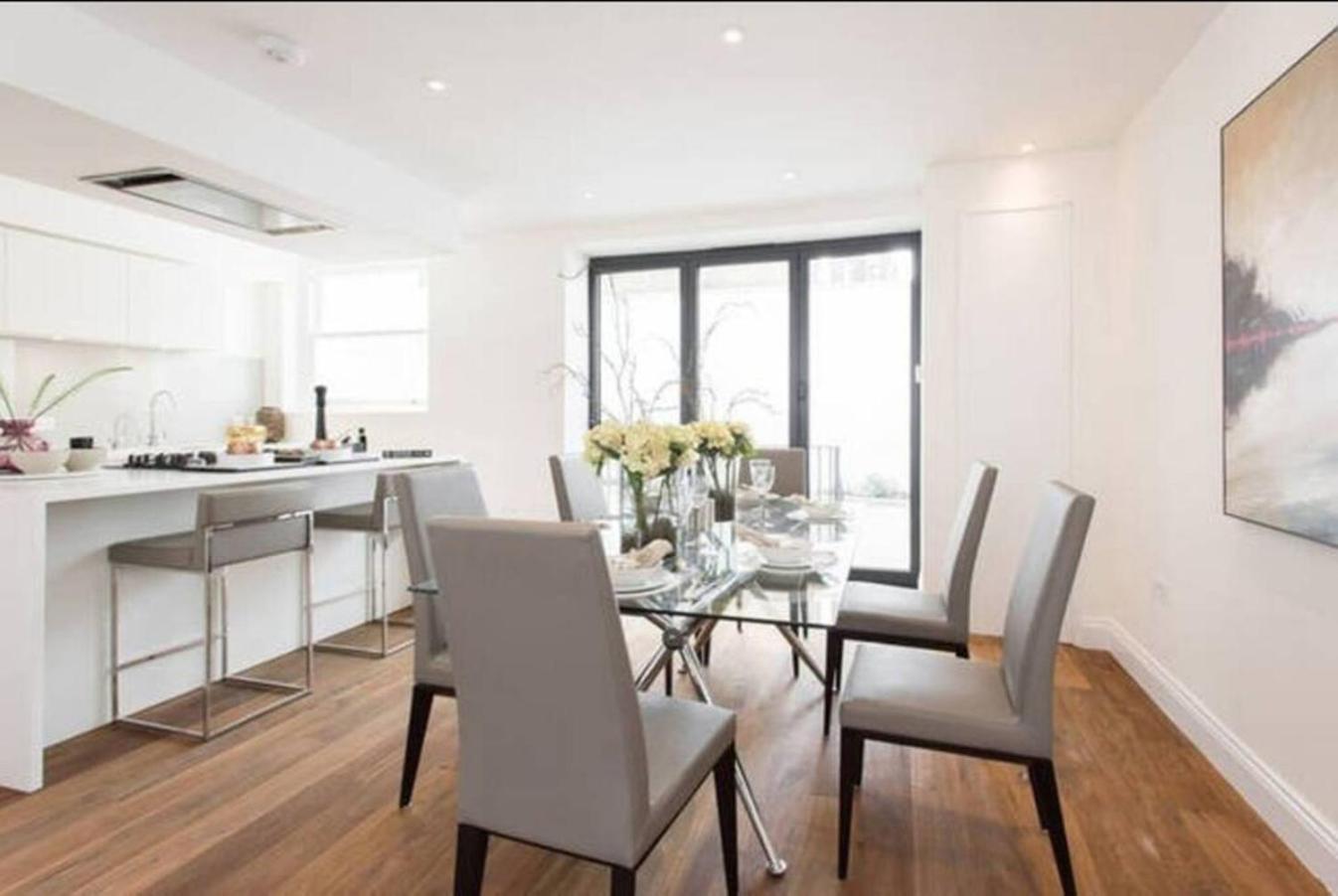 Large Three Bed Duplex Camden Holiday home