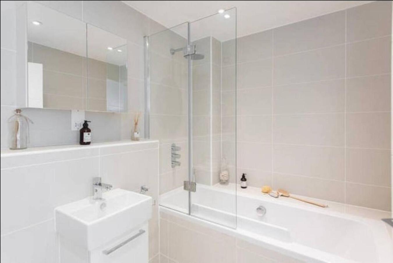 Large Three Bed Duplex Camden * London