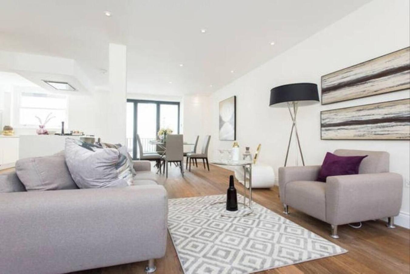 Large Three Bed Duplex Camden * London