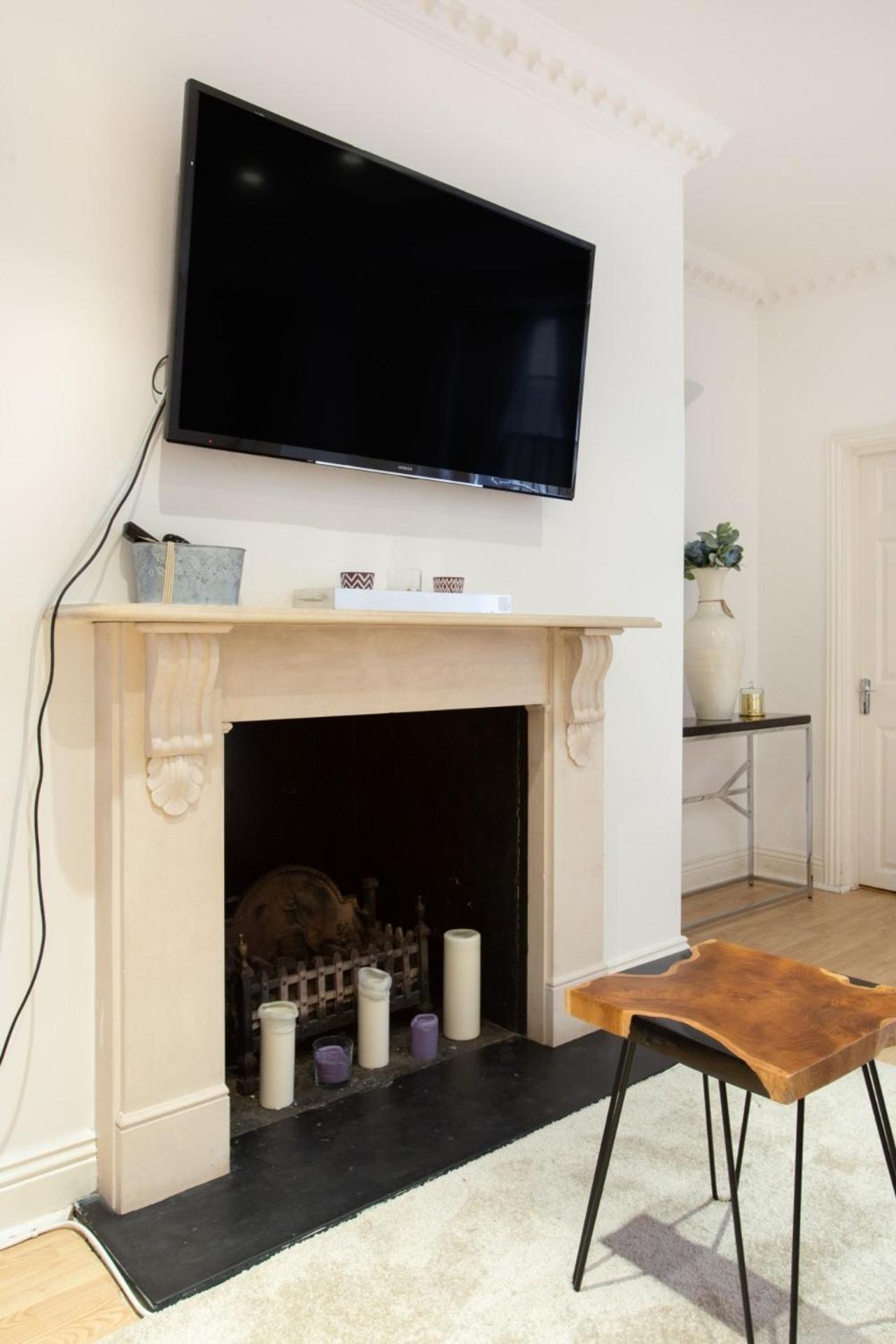 Spacious 1 Bed Sloane Square Aparthotel London
