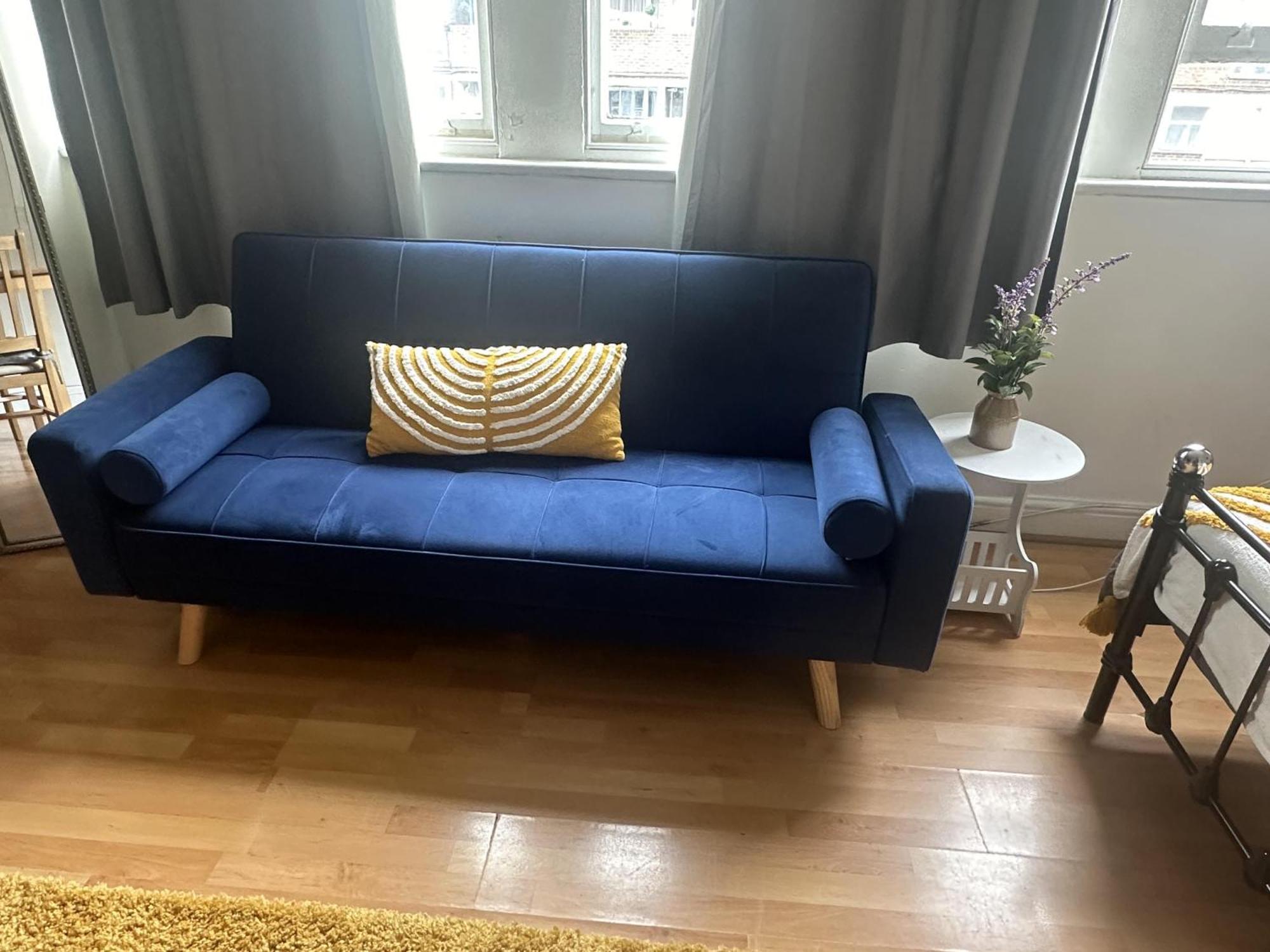 Apartment Charming 1-bed In