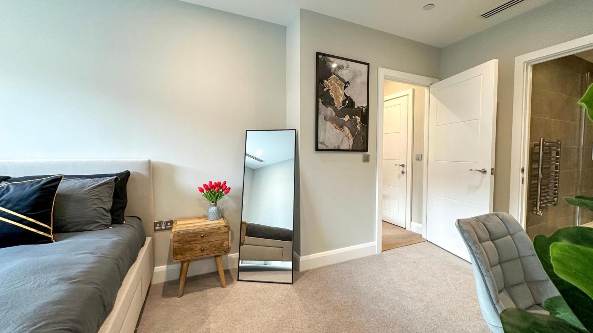 Duplex 3bed 3bath Modern Fast Wifi - Luxurylondonstays Apartamento