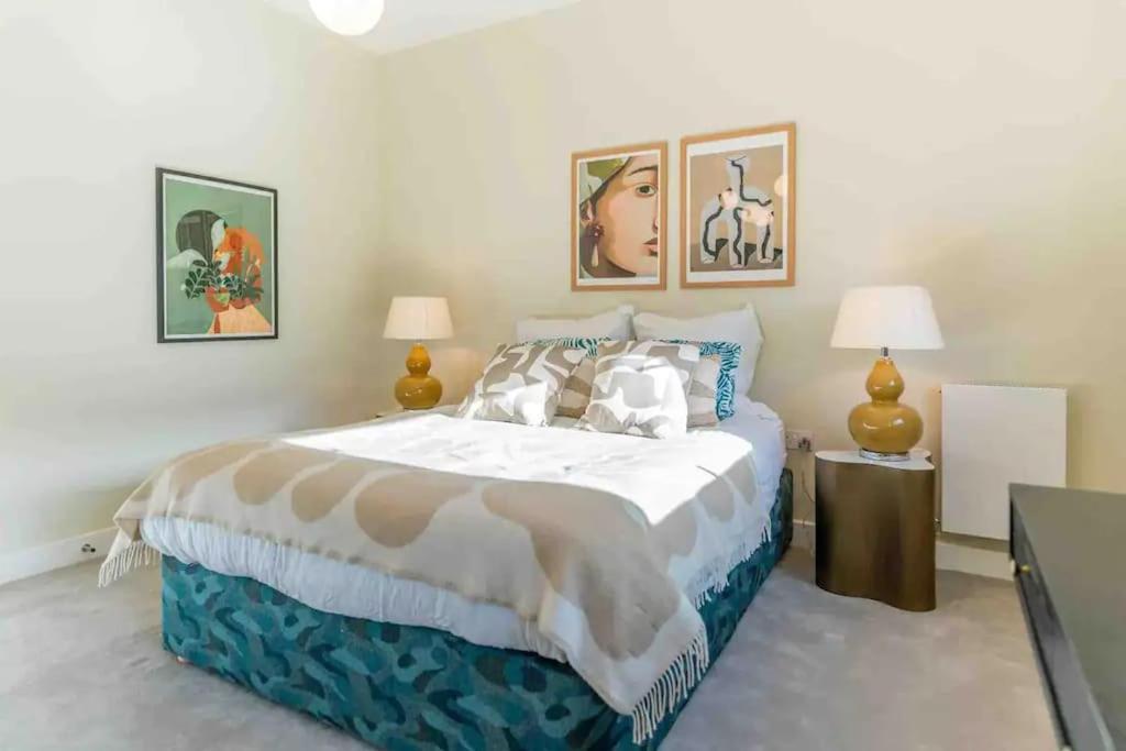 Gorgeous & Cosy Gem - King Beds Londres