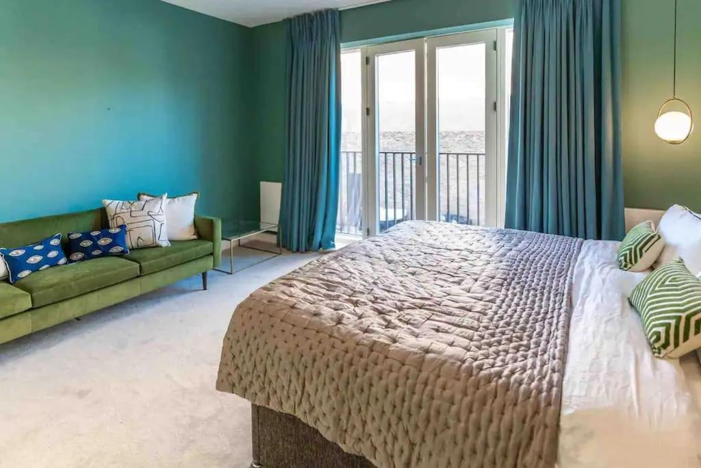 Apartamento Gorgeous & Cosy Gem - King Beds Londres