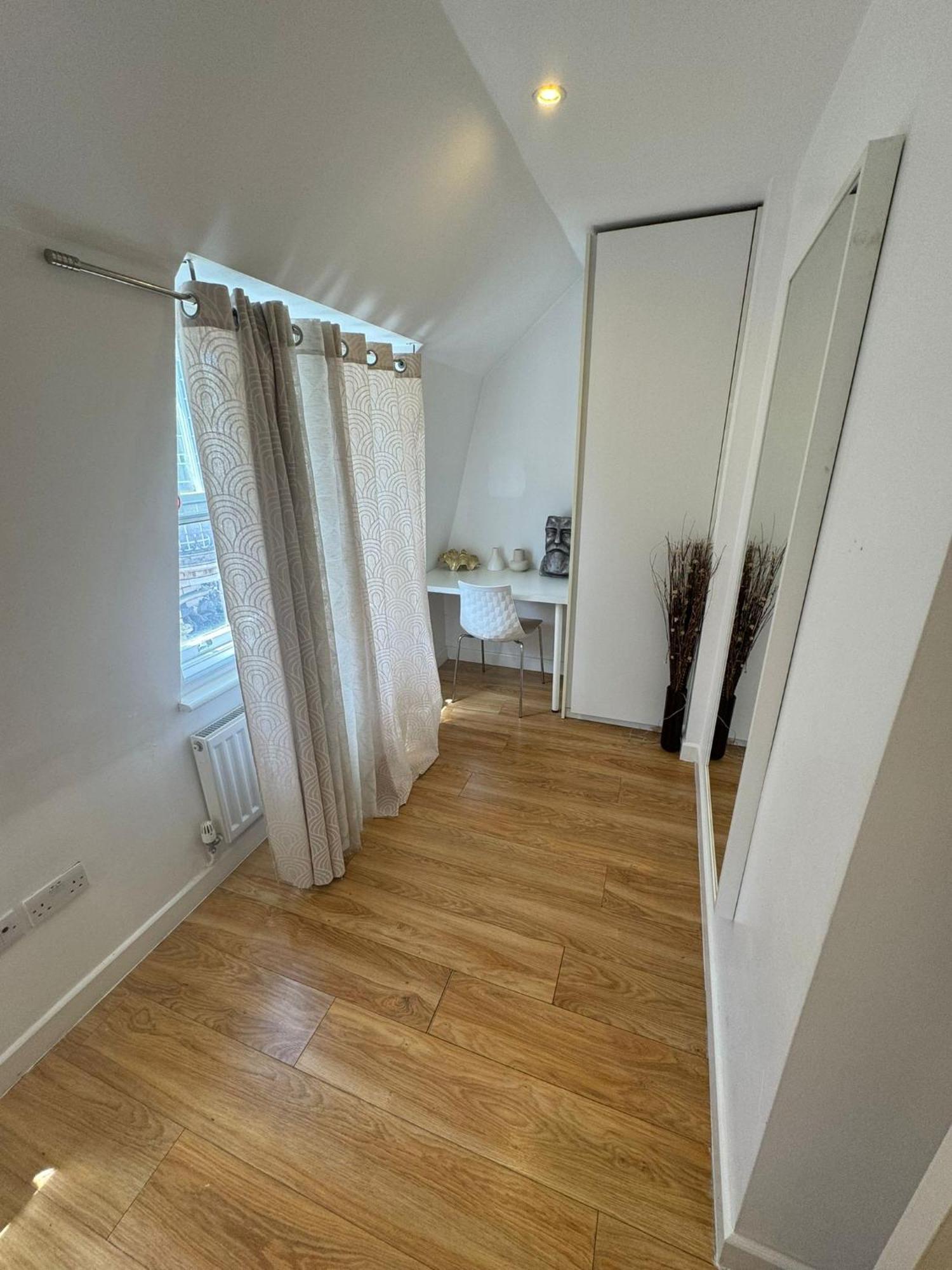 Sleep 8 In The Heart Of Hy4 Apartment *