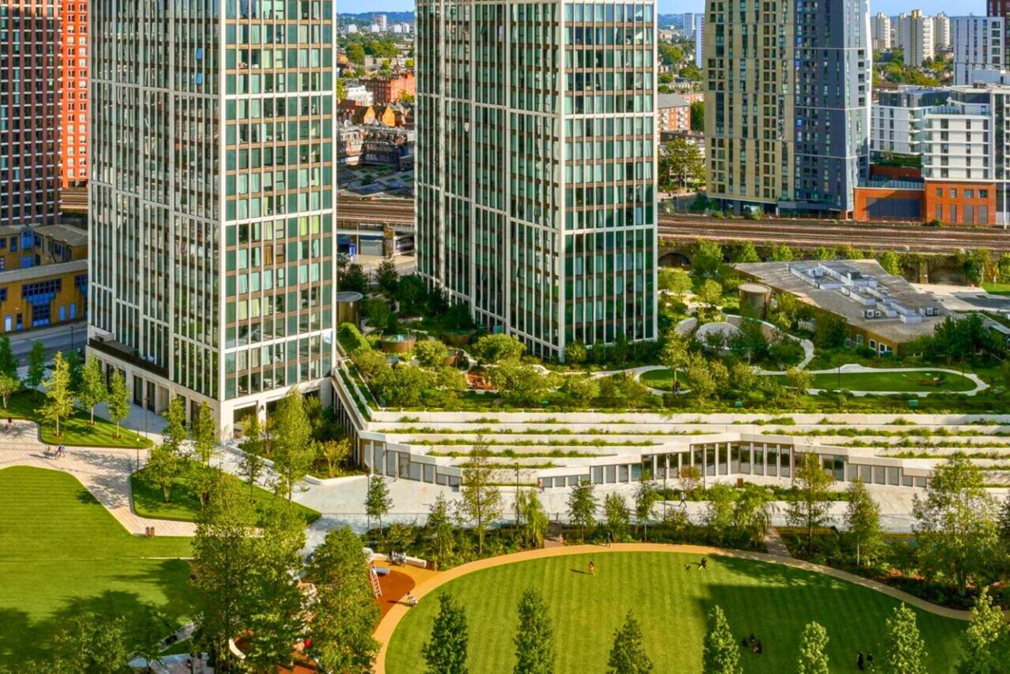 Us Embassy Nine Elms Modern 1000mb Ultra Fast Wifi * Londres