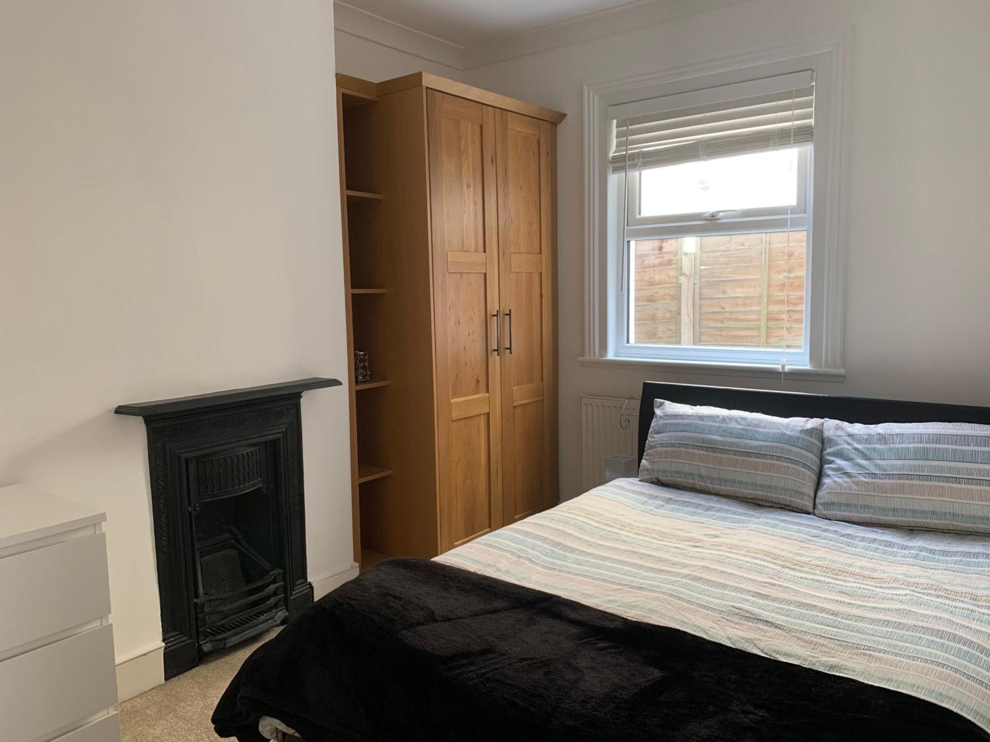 Homestay Earlsfield Near Wimbledon, Clapham, Waterloo *
