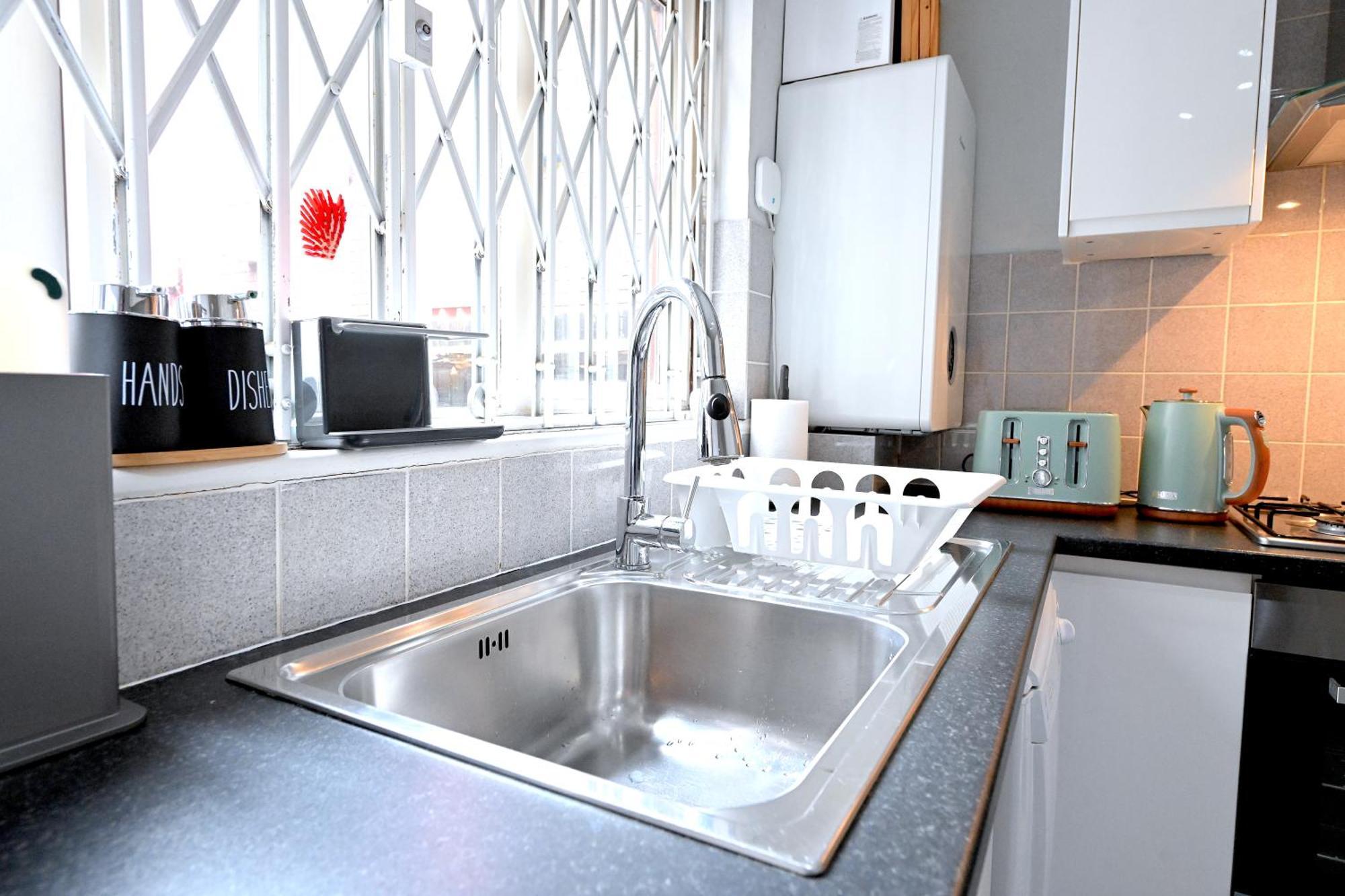 3 Bedroom House In Euston, Patio & Bbq Ferienhaus London