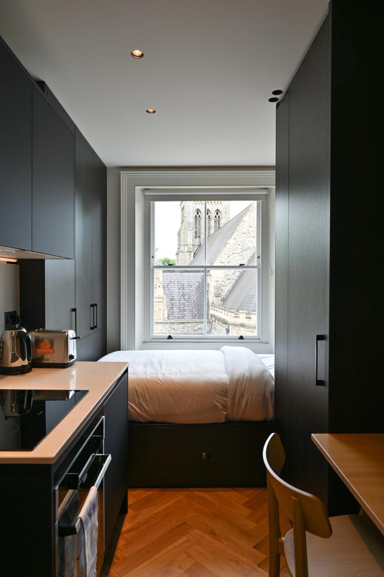 Notting Hill Apartment