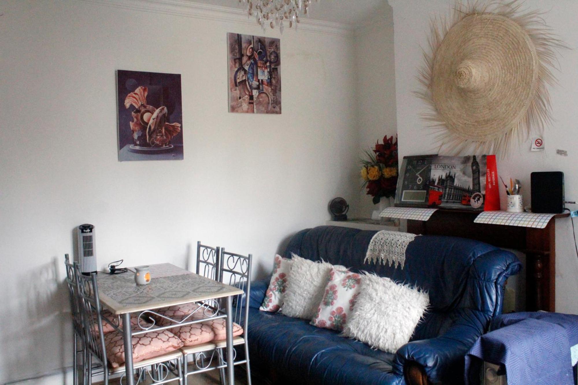 Cozy Or In Townhouse Fast Links To Central *