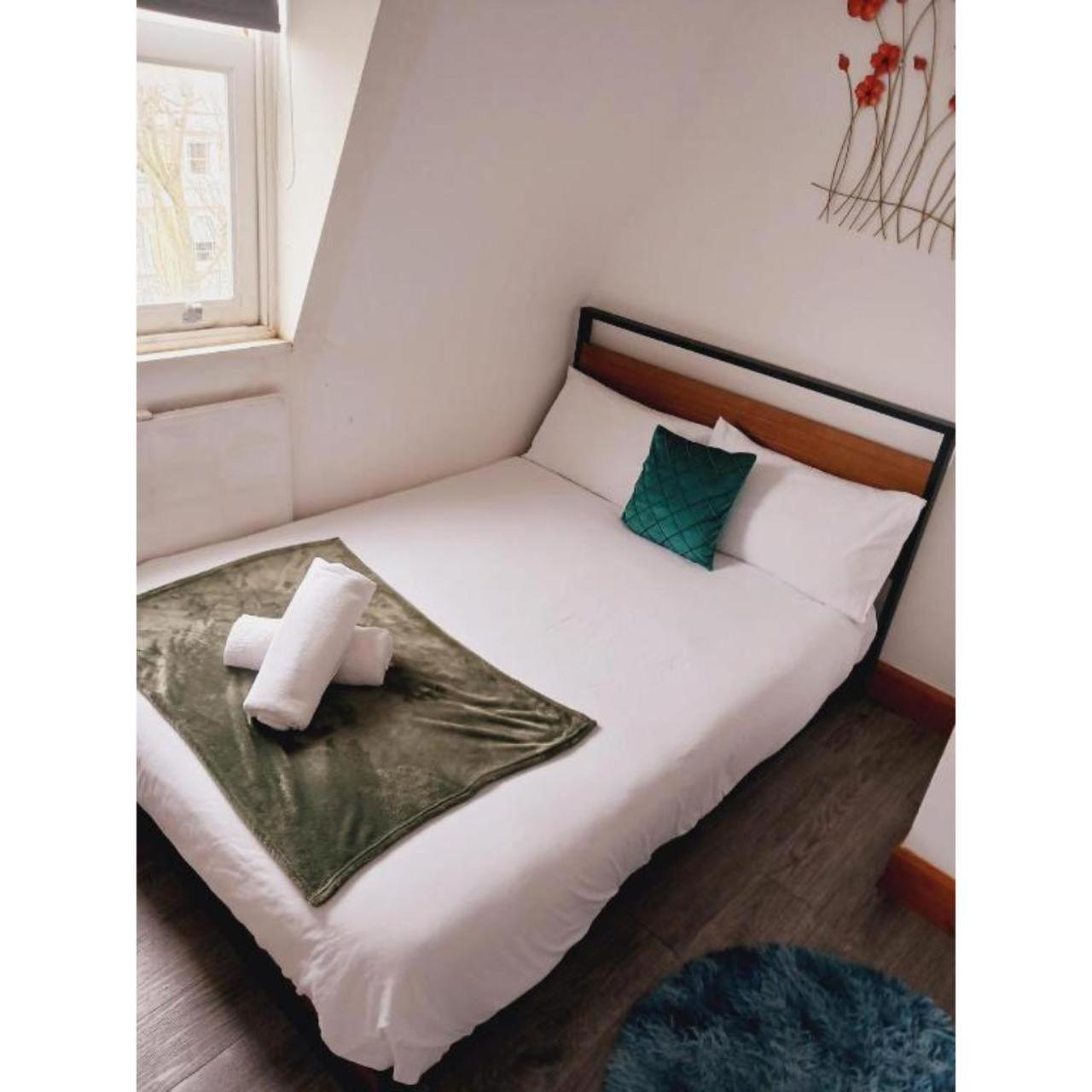 F407-4th Flr For 2 Near Hyde Park Apartamento *