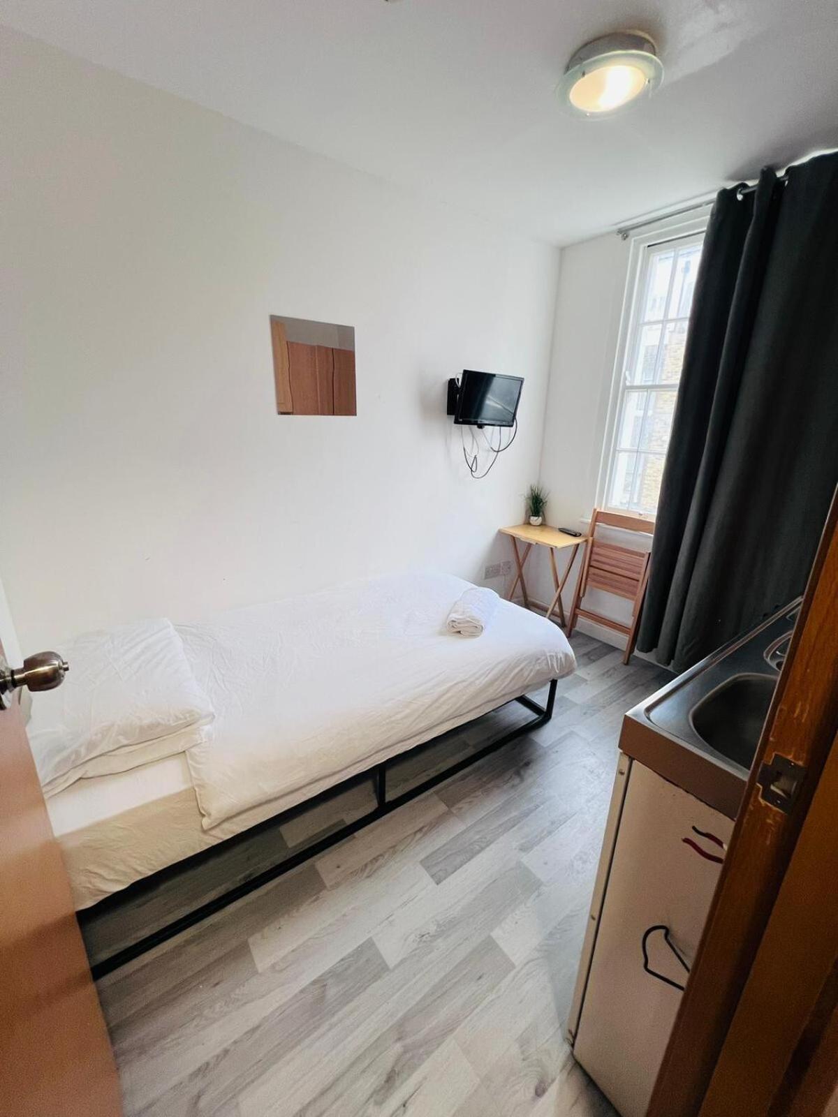Apartment F301-awesome 3rd Flr Fits 1 Near Hyde Park