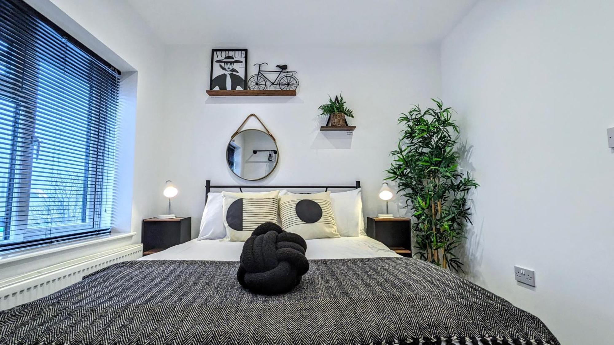 Innit Townhouse *