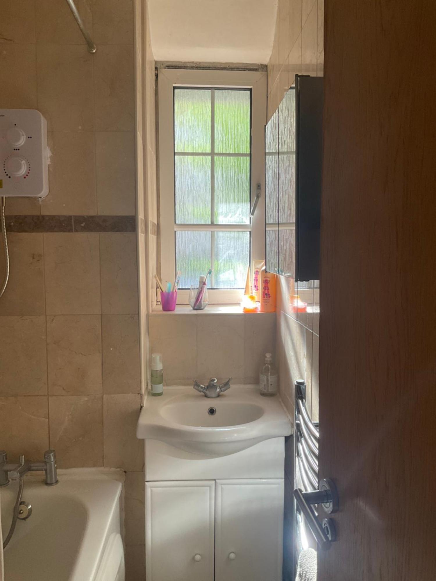 Separate By The Thames Homestay London