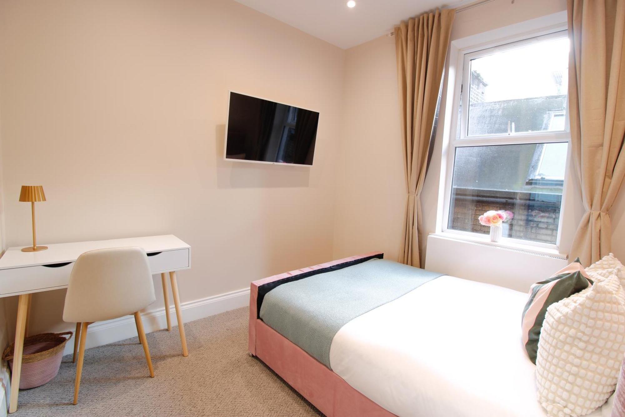 Farringdon Guest house