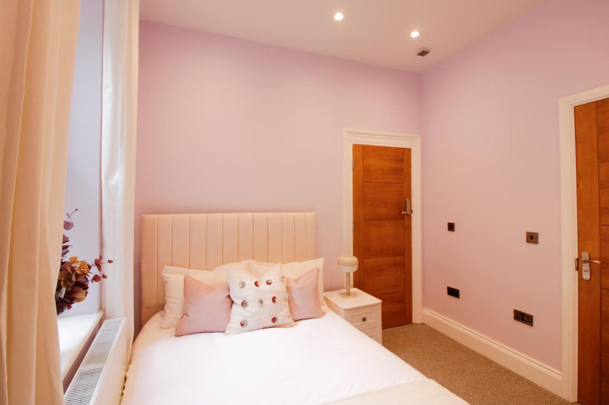 Farringdon Guest house *