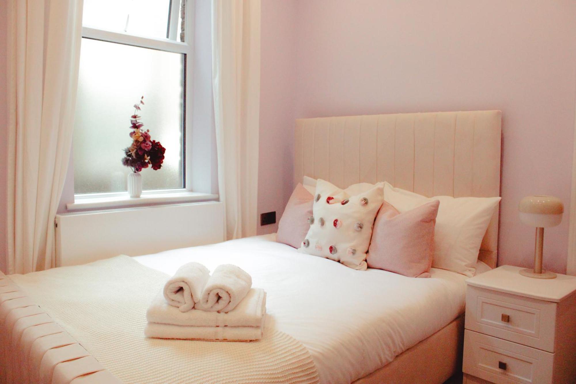 Farringdon Guest house *